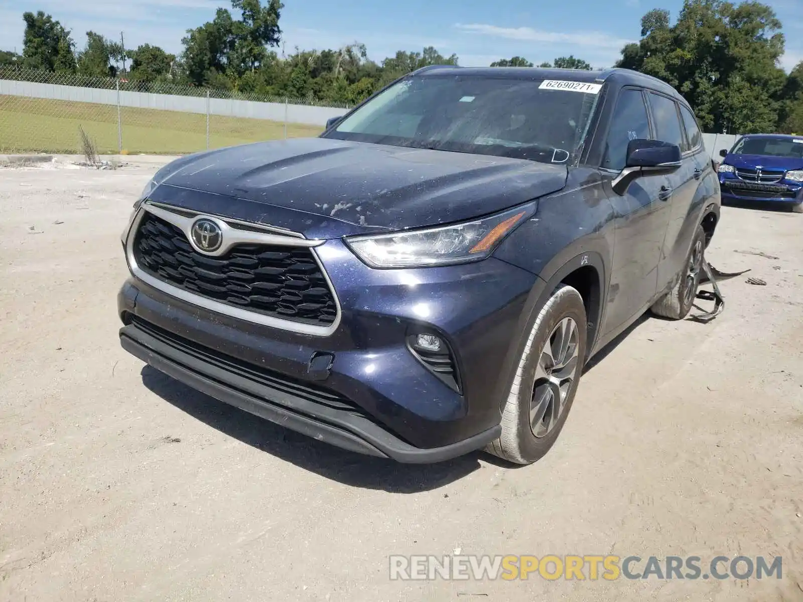 2 Photograph of a damaged car 5TDGZRAH9LS024649 TOYOTA HIGHLANDER 2020