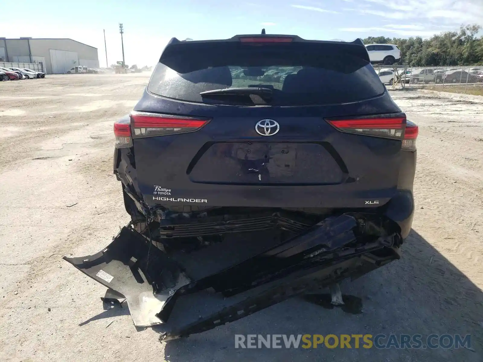 9 Photograph of a damaged car 5TDGZRAH9LS024649 TOYOTA HIGHLANDER 2020