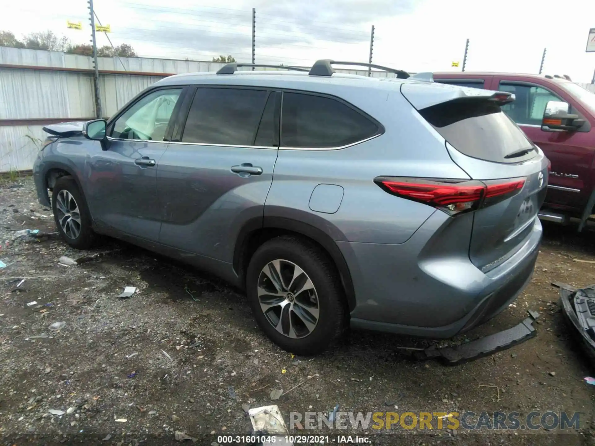 3 Photograph of a damaged car 5TDGZRAH9LS028314 TOYOTA HIGHLANDER 2020