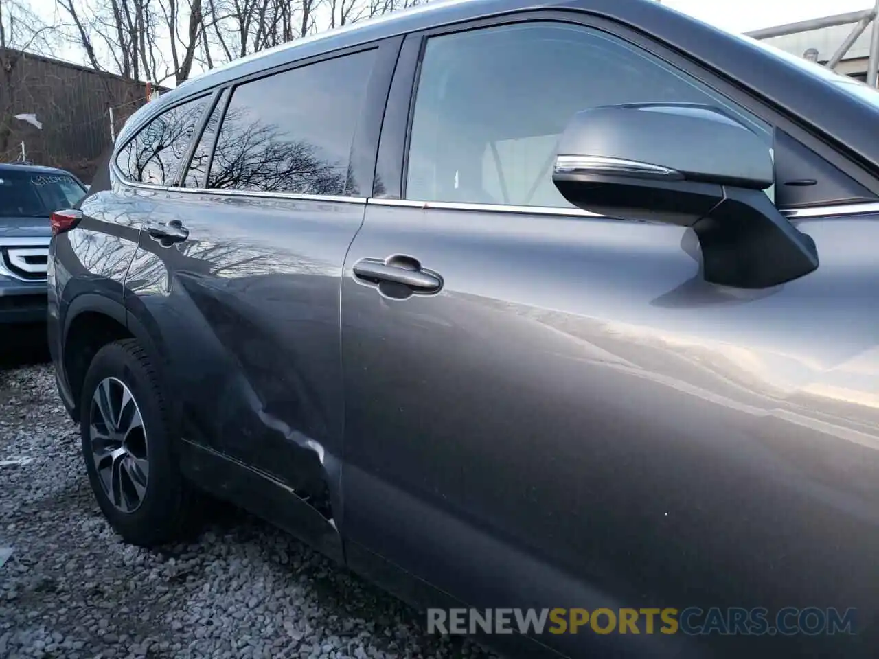 9 Photograph of a damaged car 5TDGZRAH9LS505503 TOYOTA HIGHLANDER 2020