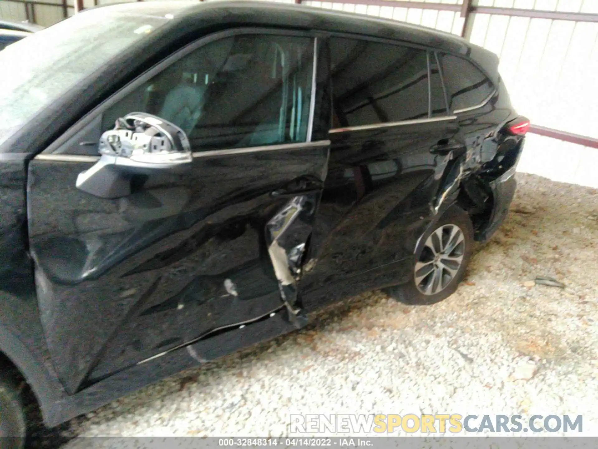 6 Photograph of a damaged car 5TDGZRAH9LS507624 TOYOTA HIGHLANDER 2020