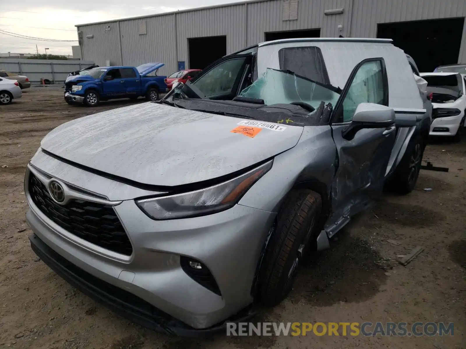 2 Photograph of a damaged car 5TDGZRAH9LS507834 TOYOTA HIGHLANDER 2020