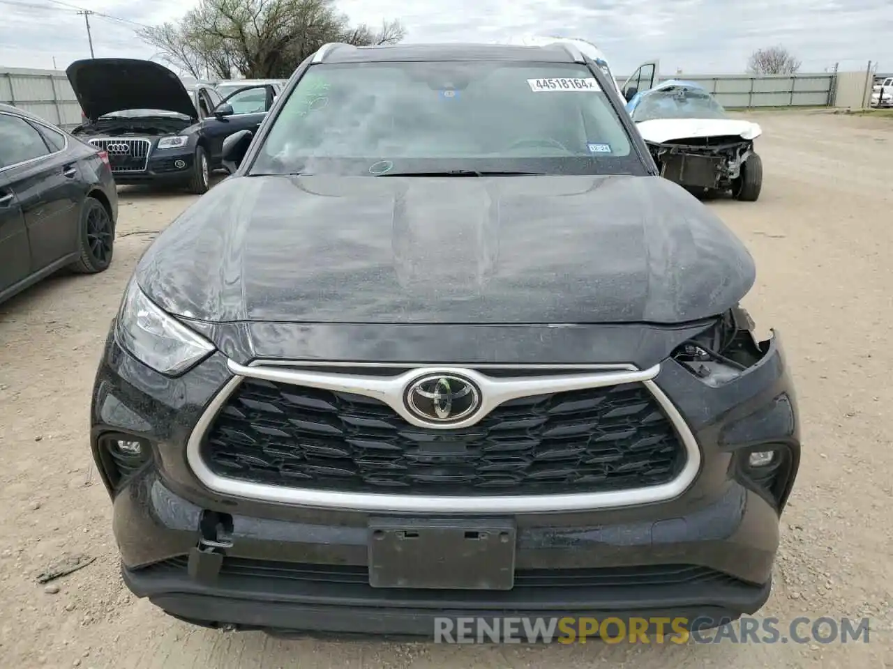 5 Photograph of a damaged car 5TDGZRAH9LS511415 TOYOTA HIGHLANDER 2020