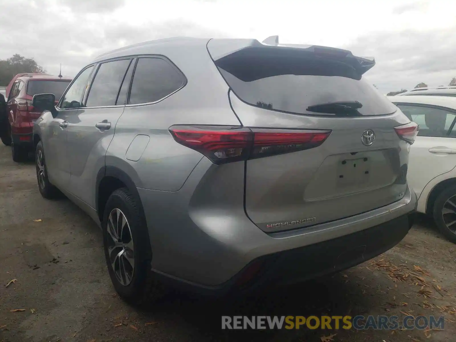 3 Photograph of a damaged car 5TDGZRAHXLS011280 TOYOTA HIGHLANDER 2020