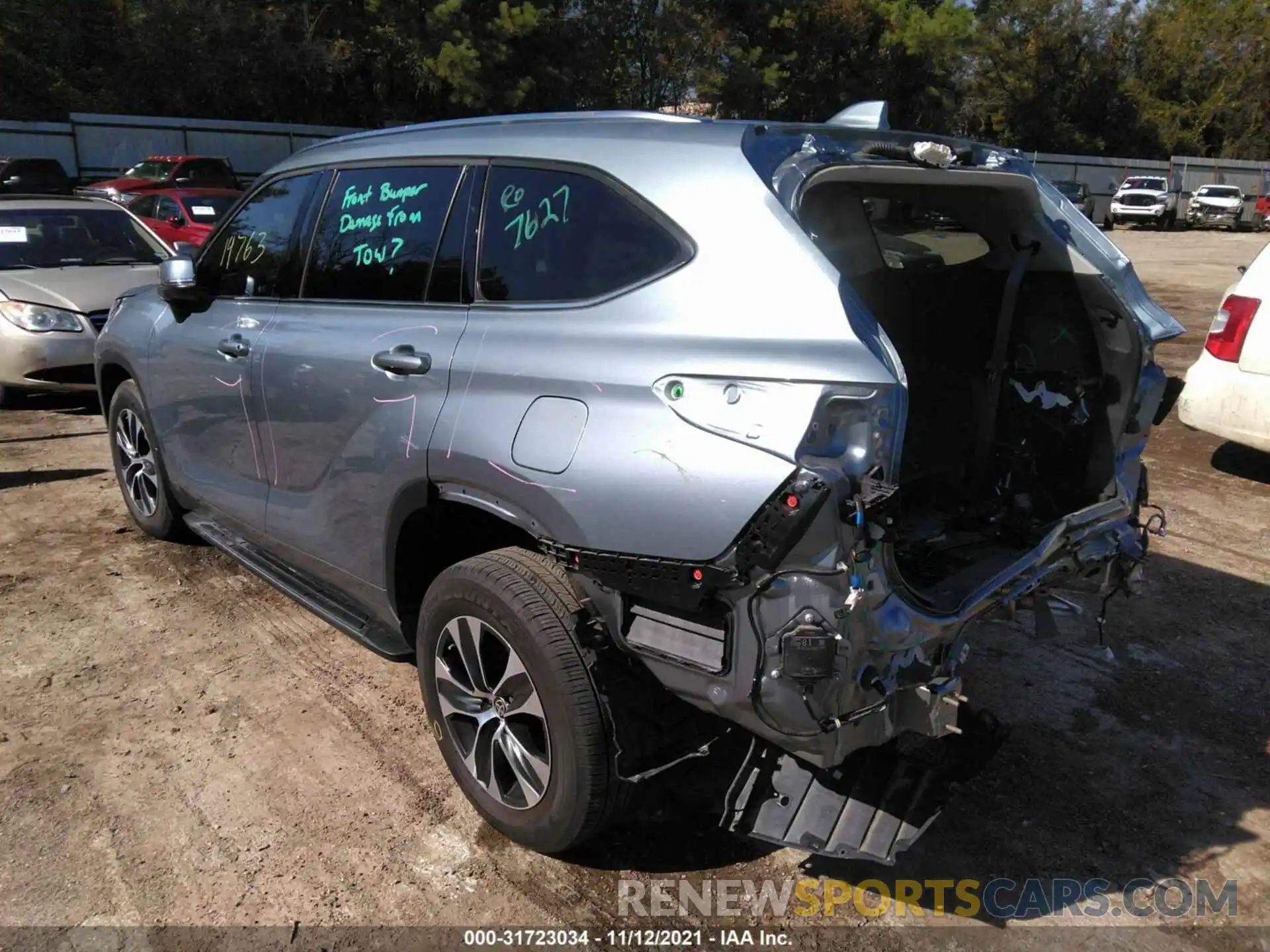 3 Photograph of a damaged car 5TDGZRAHXLS021517 TOYOTA HIGHLANDER 2020