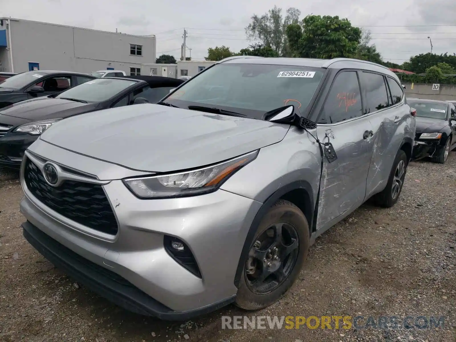 2 Photograph of a damaged car 5TDGZRAHXLS502688 TOYOTA HIGHLANDER 2020