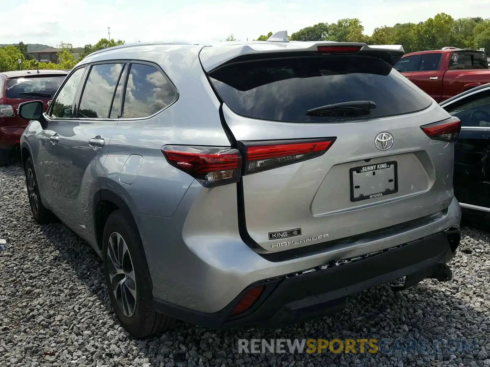 3 Photograph of a damaged car 5TDGZRAHXLS506580 TOYOTA HIGHLANDER 2020