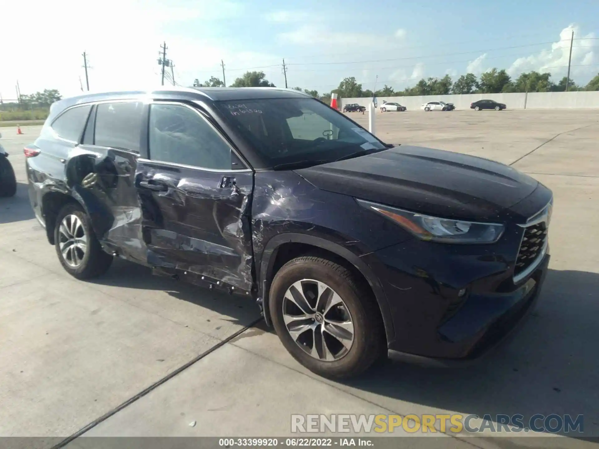 1 Photograph of a damaged car 5TDGZRAHXLS507020 TOYOTA HIGHLANDER 2020