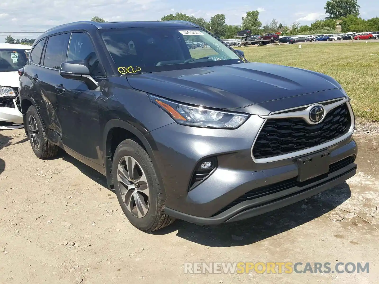 1 Photograph of a damaged car 5TDGZRBH0LS011819 TOYOTA HIGHLANDER 2020