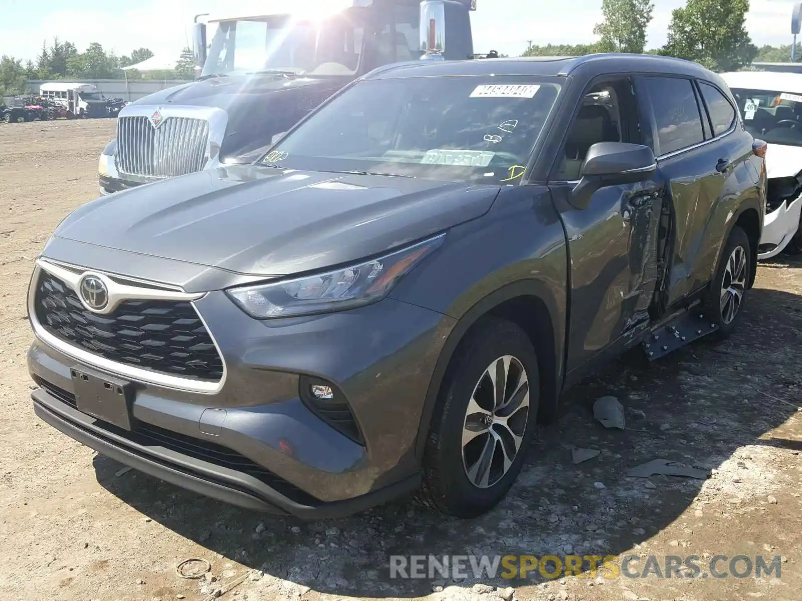 2 Photograph of a damaged car 5TDGZRBH0LS011819 TOYOTA HIGHLANDER 2020