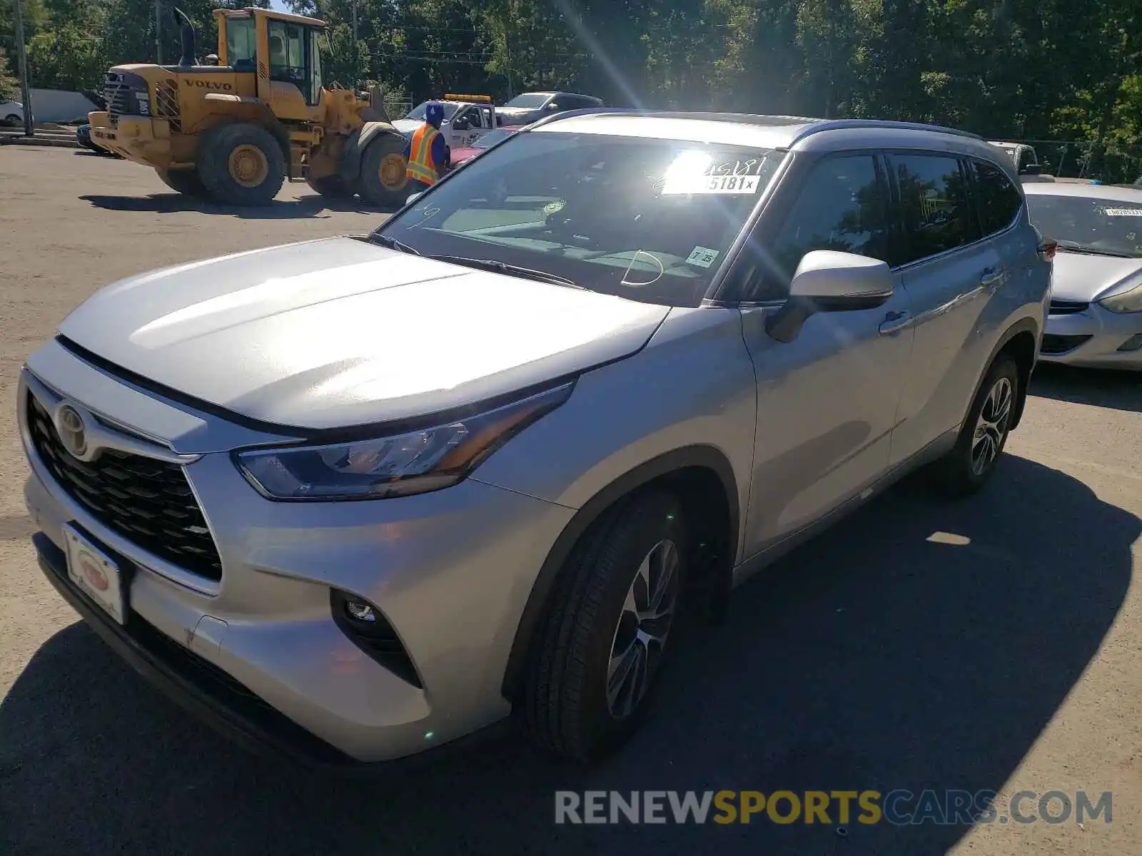 2 Photograph of a damaged car 5TDGZRBH0LS035277 TOYOTA HIGHLANDER 2020