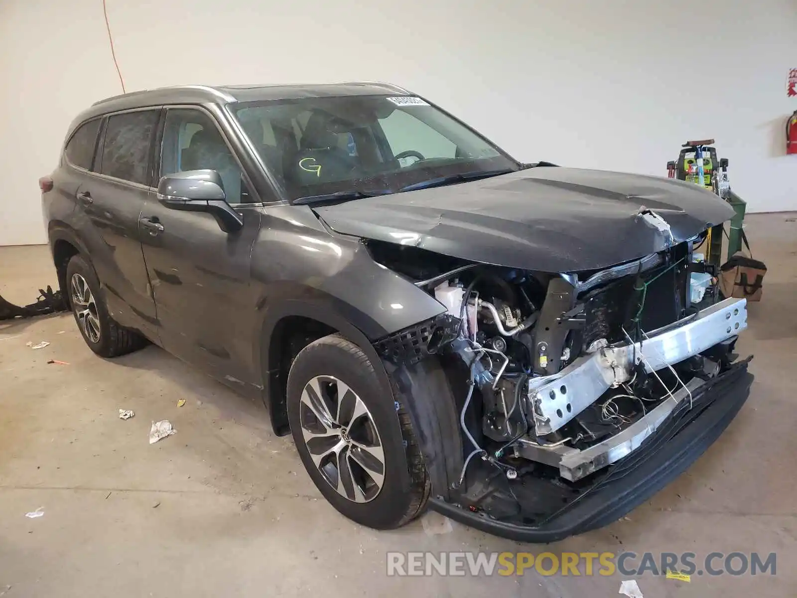 1 Photograph of a damaged car 5TDGZRBH0LS037286 TOYOTA HIGHLANDER 2020