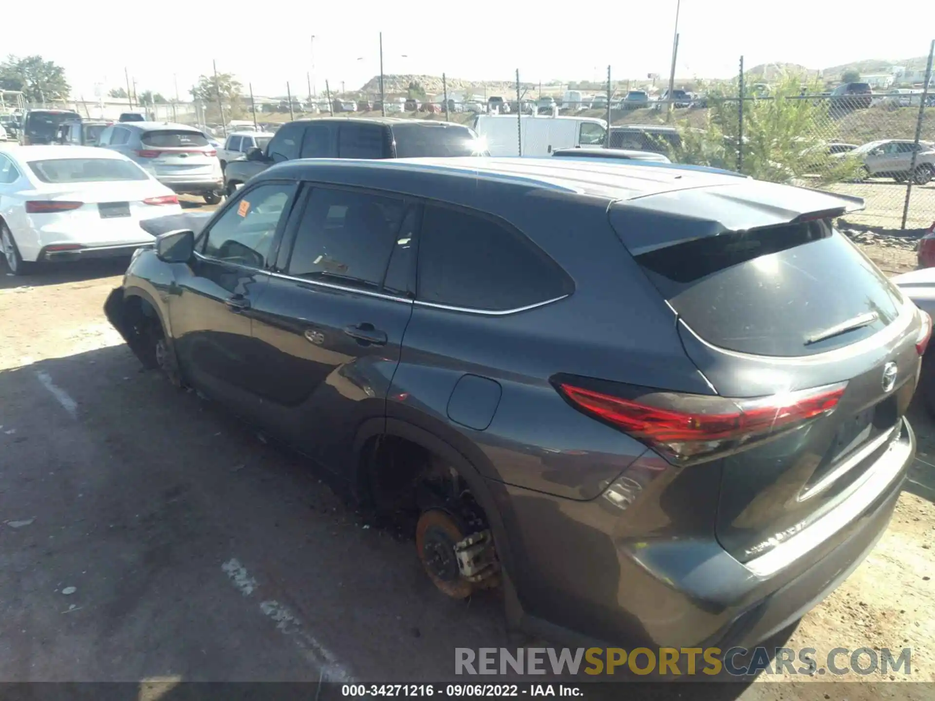 3 Photograph of a damaged car 5TDGZRBH0LS508398 TOYOTA HIGHLANDER 2020