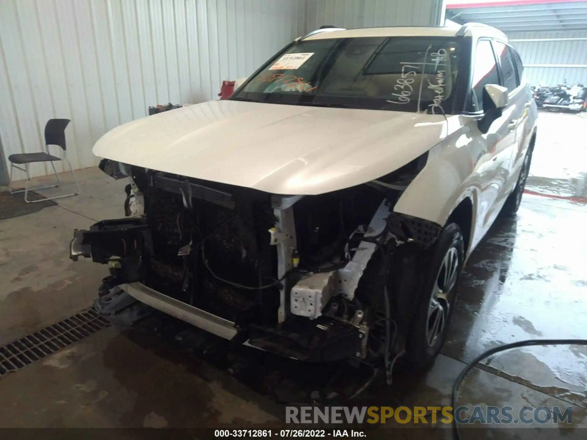 6 Photograph of a damaged car 5TDGZRBH0LS514265 TOYOTA HIGHLANDER 2020