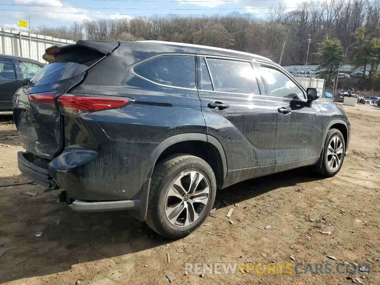 3 Photograph of a damaged car 5TDGZRBH0LS520423 TOYOTA HIGHLANDER 2020