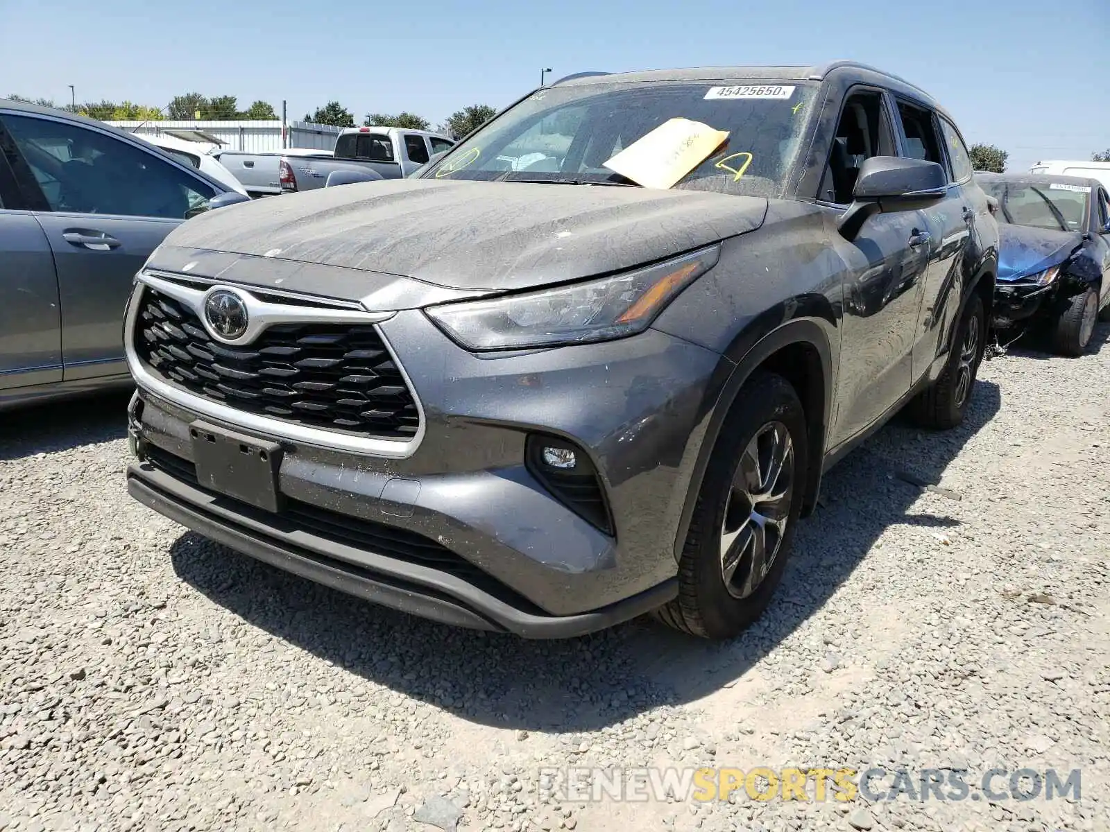 2 Photograph of a damaged car 5TDGZRBH1LS009609 TOYOTA HIGHLANDER 2020