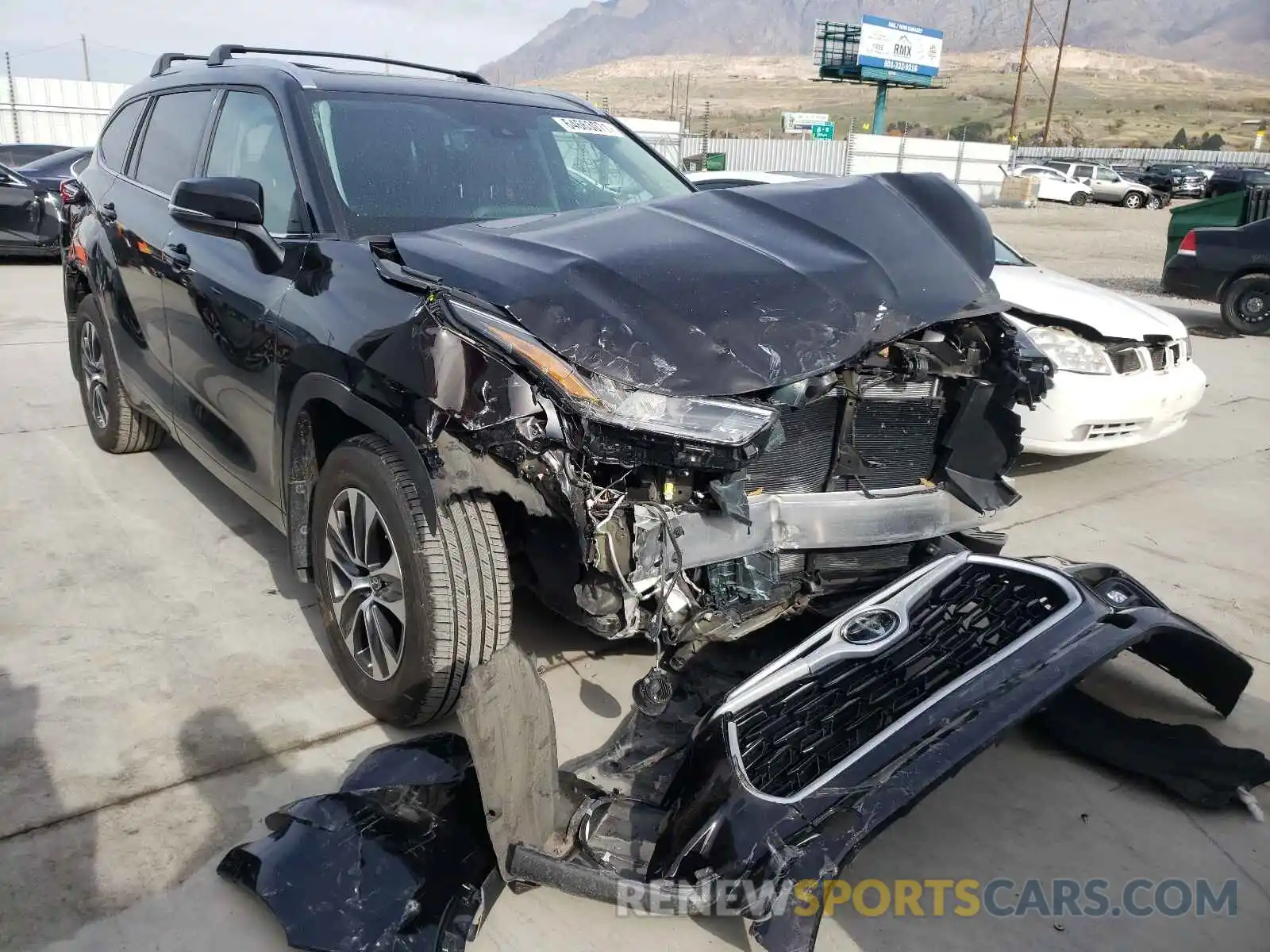 1 Photograph of a damaged car 5TDGZRBH1LS019461 TOYOTA HIGHLANDER 2020