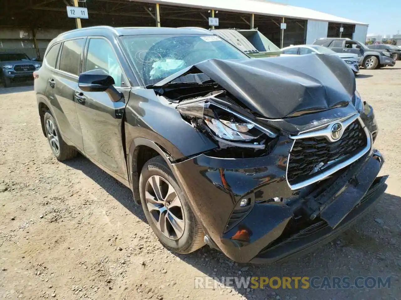 1 Photograph of a damaged car 5TDGZRBH1LS031576 TOYOTA HIGHLANDER 2020