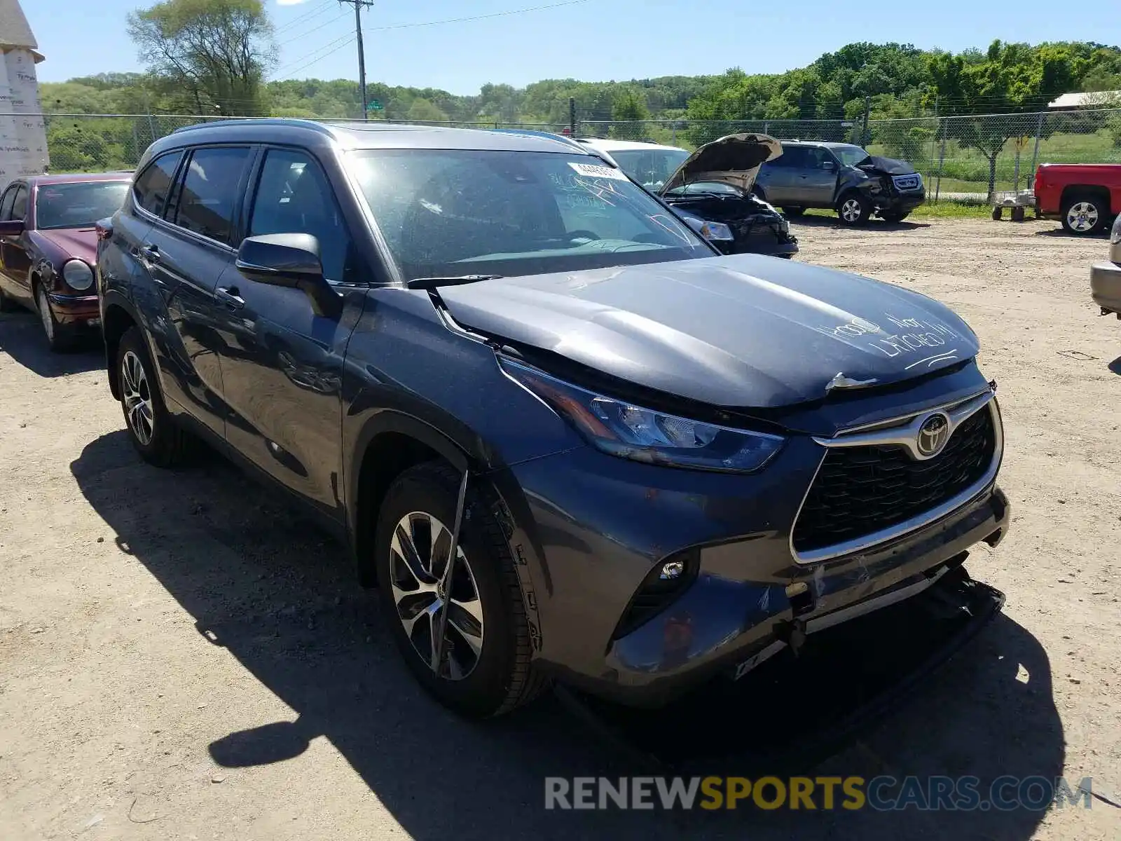 1 Photograph of a damaged car 5TDGZRBH1LS037071 TOYOTA HIGHLANDER 2020