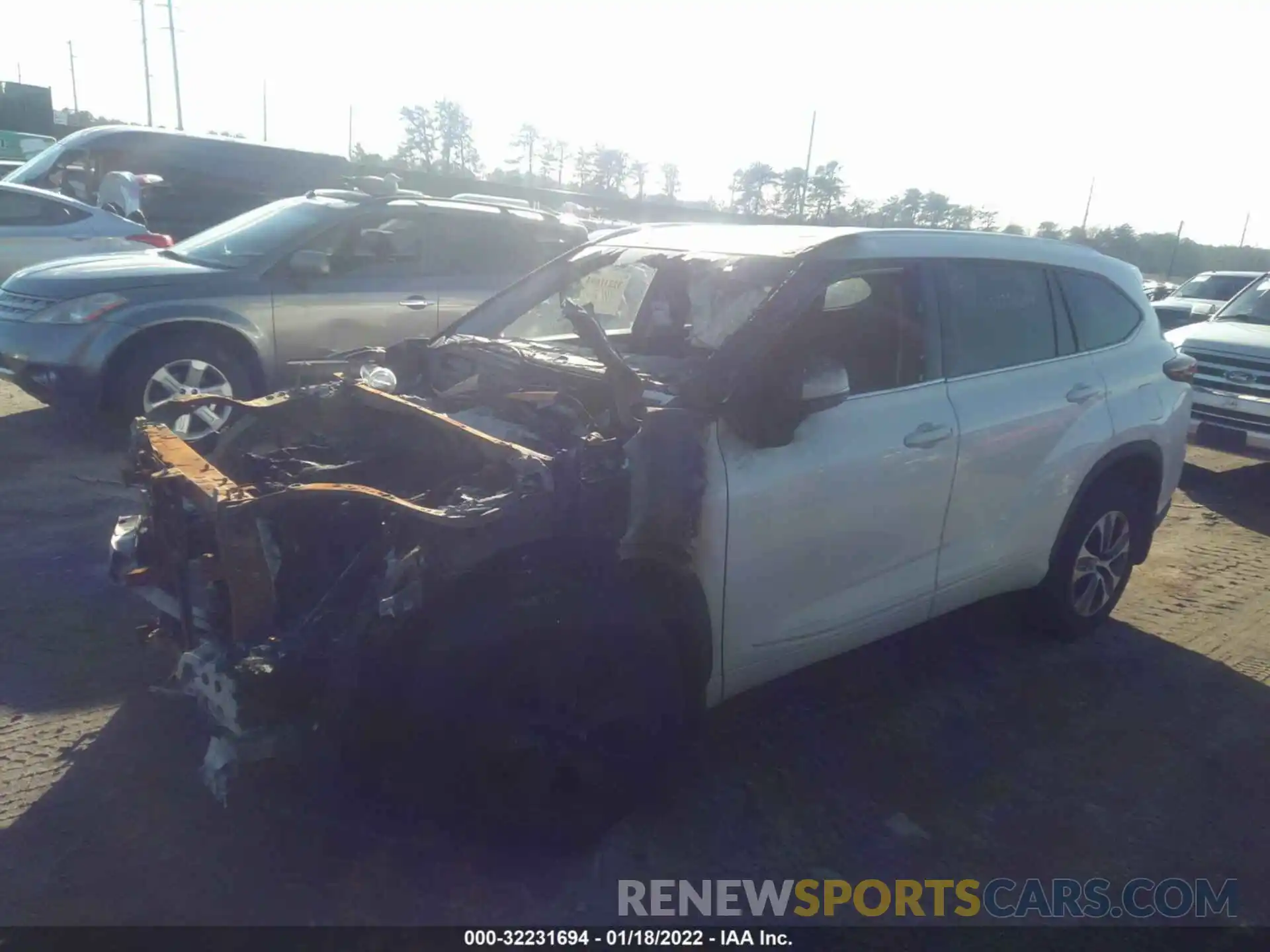 2 Photograph of a damaged car 5TDGZRBH1LS050984 TOYOTA HIGHLANDER 2020