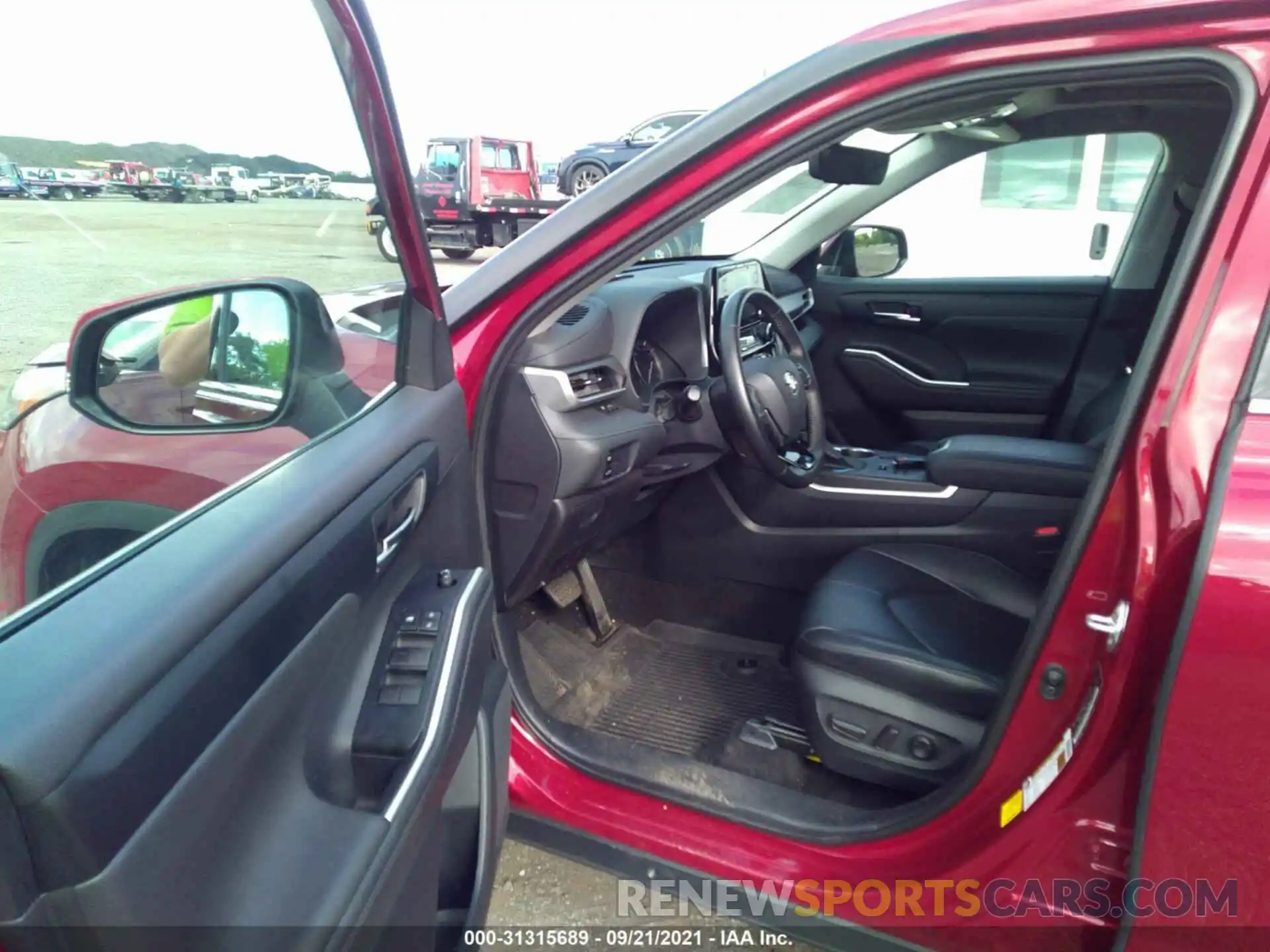 5 Photograph of a damaged car 5TDGZRBH1LS506353 TOYOTA HIGHLANDER 2020