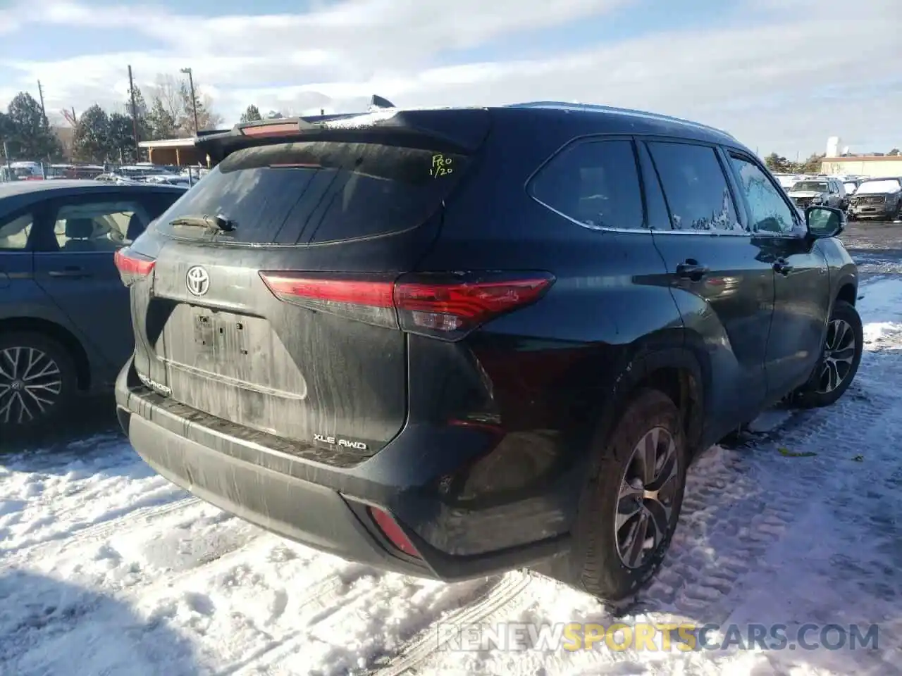 4 Photograph of a damaged car 5TDGZRBH1LS509463 TOYOTA HIGHLANDER 2020