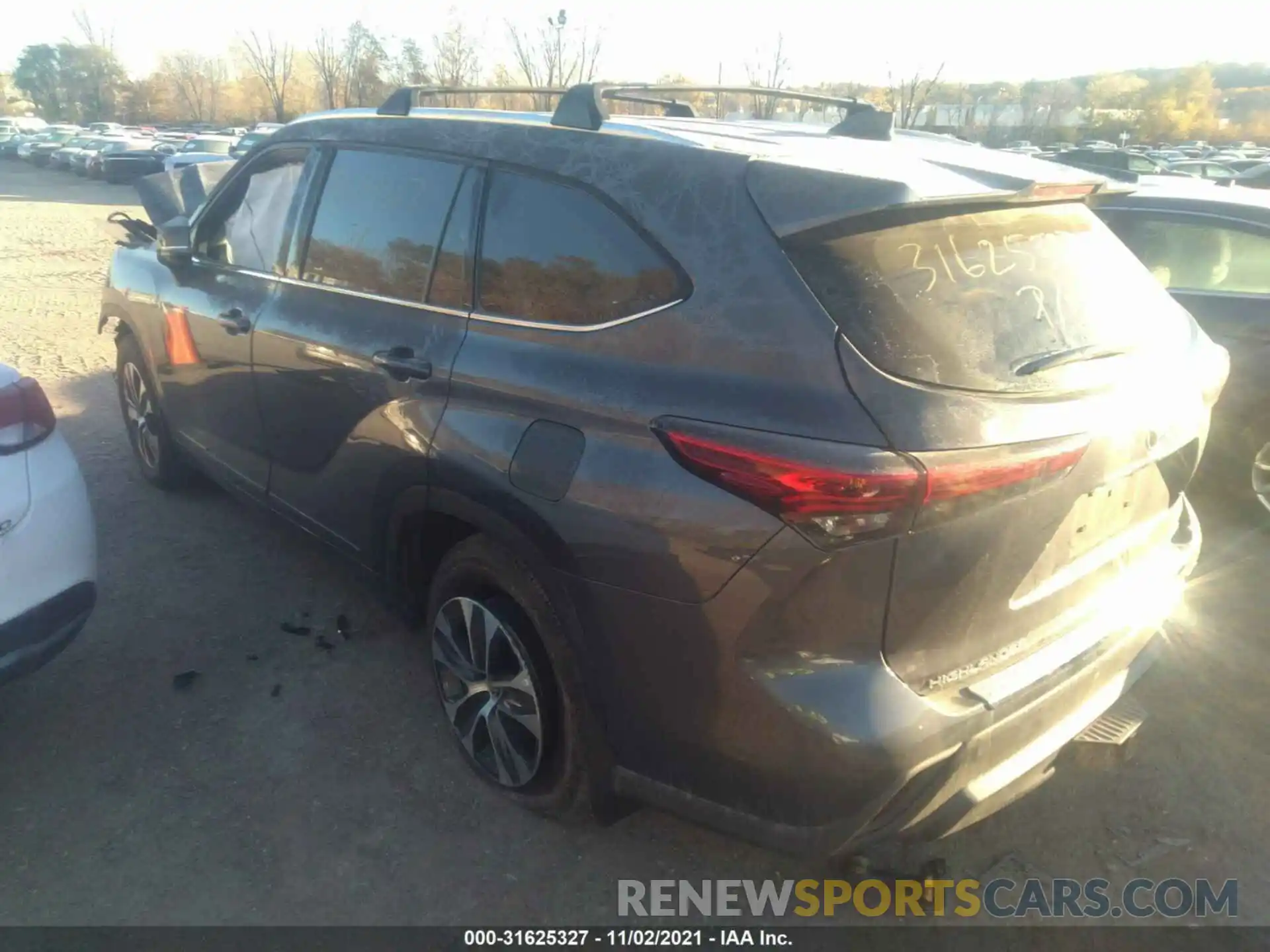 3 Photograph of a damaged car 5TDGZRBH1LS518812 TOYOTA HIGHLANDER 2020