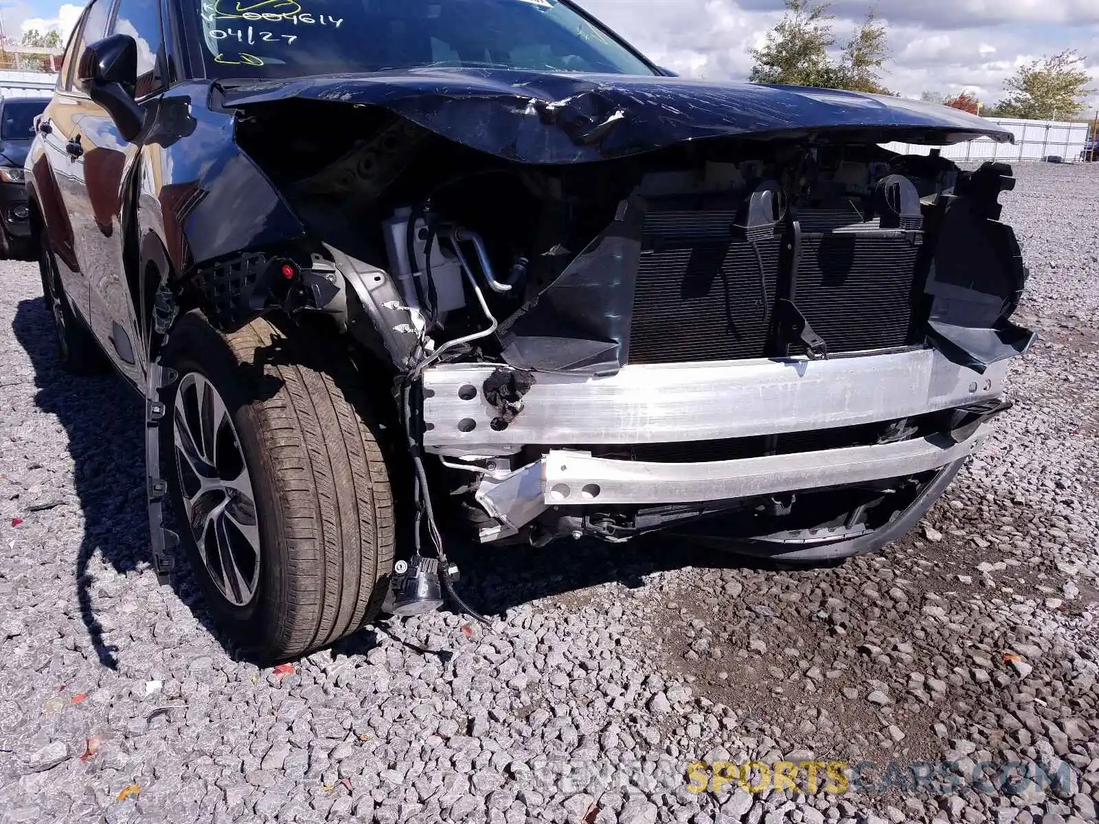 9 Photograph of a damaged car 5TDGZRBH2LS004614 TOYOTA HIGHLANDER 2020