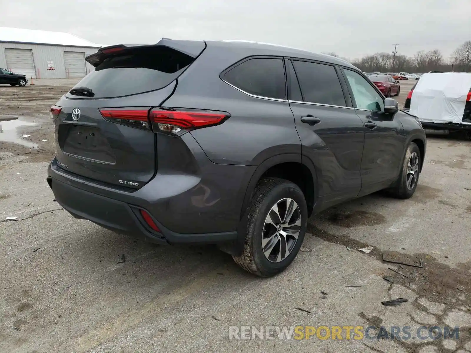 4 Photograph of a damaged car 5TDGZRBH2LS016522 TOYOTA HIGHLANDER 2020