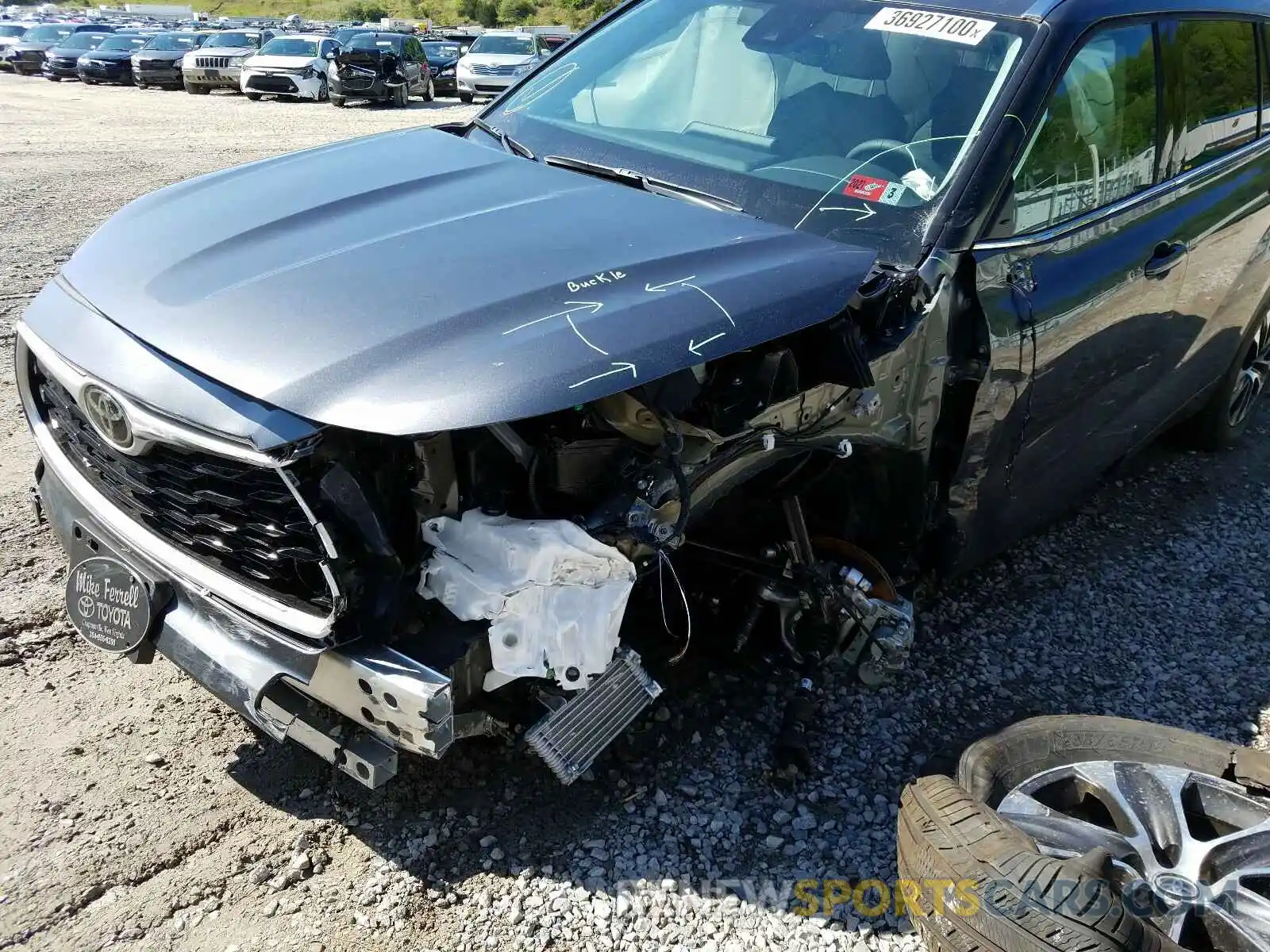 9 Photograph of a damaged car 5TDGZRBH2LS016522 TOYOTA HIGHLANDER 2020