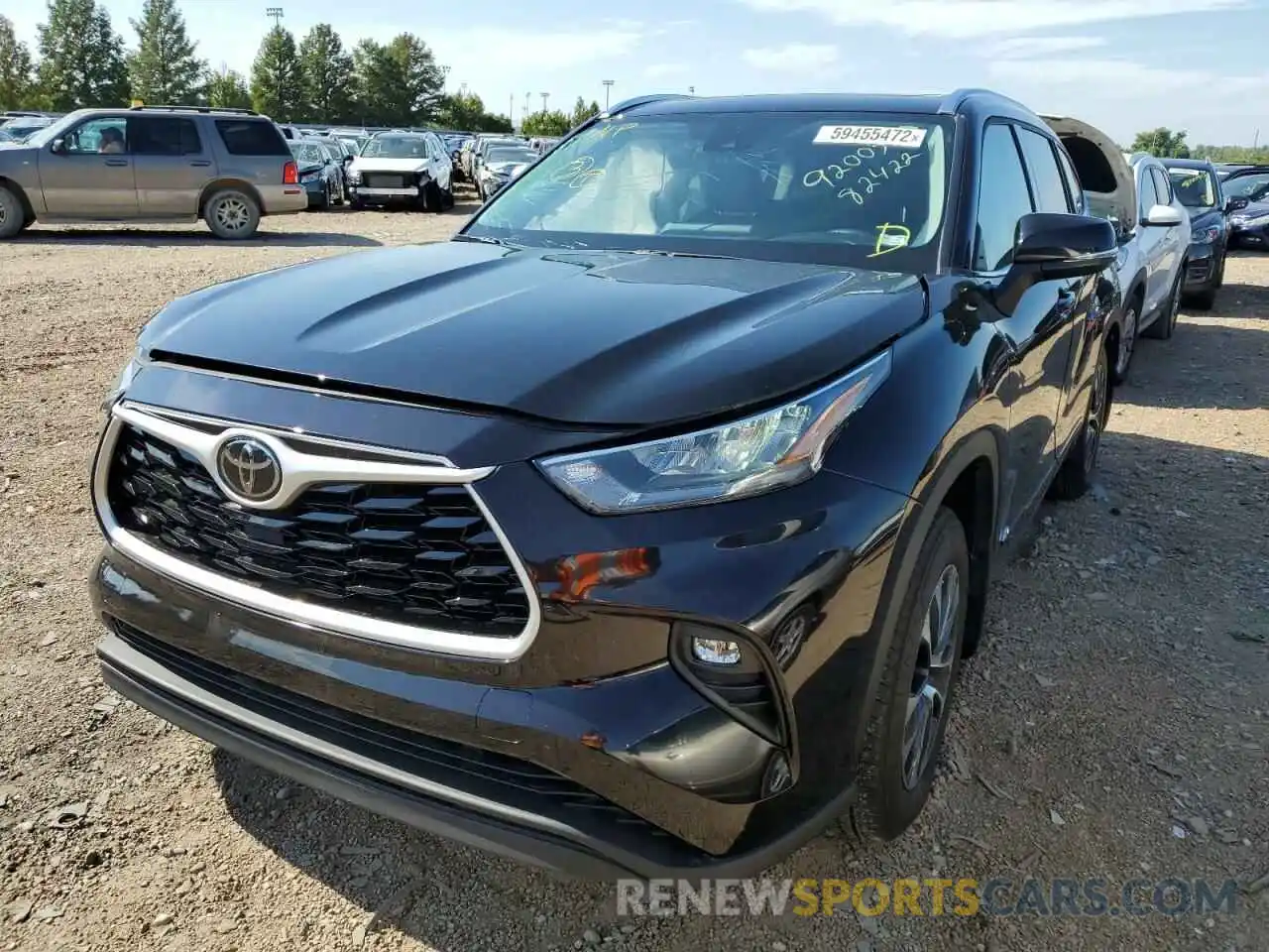 2 Photograph of a damaged car 5TDGZRBH2LS016813 TOYOTA HIGHLANDER 2020