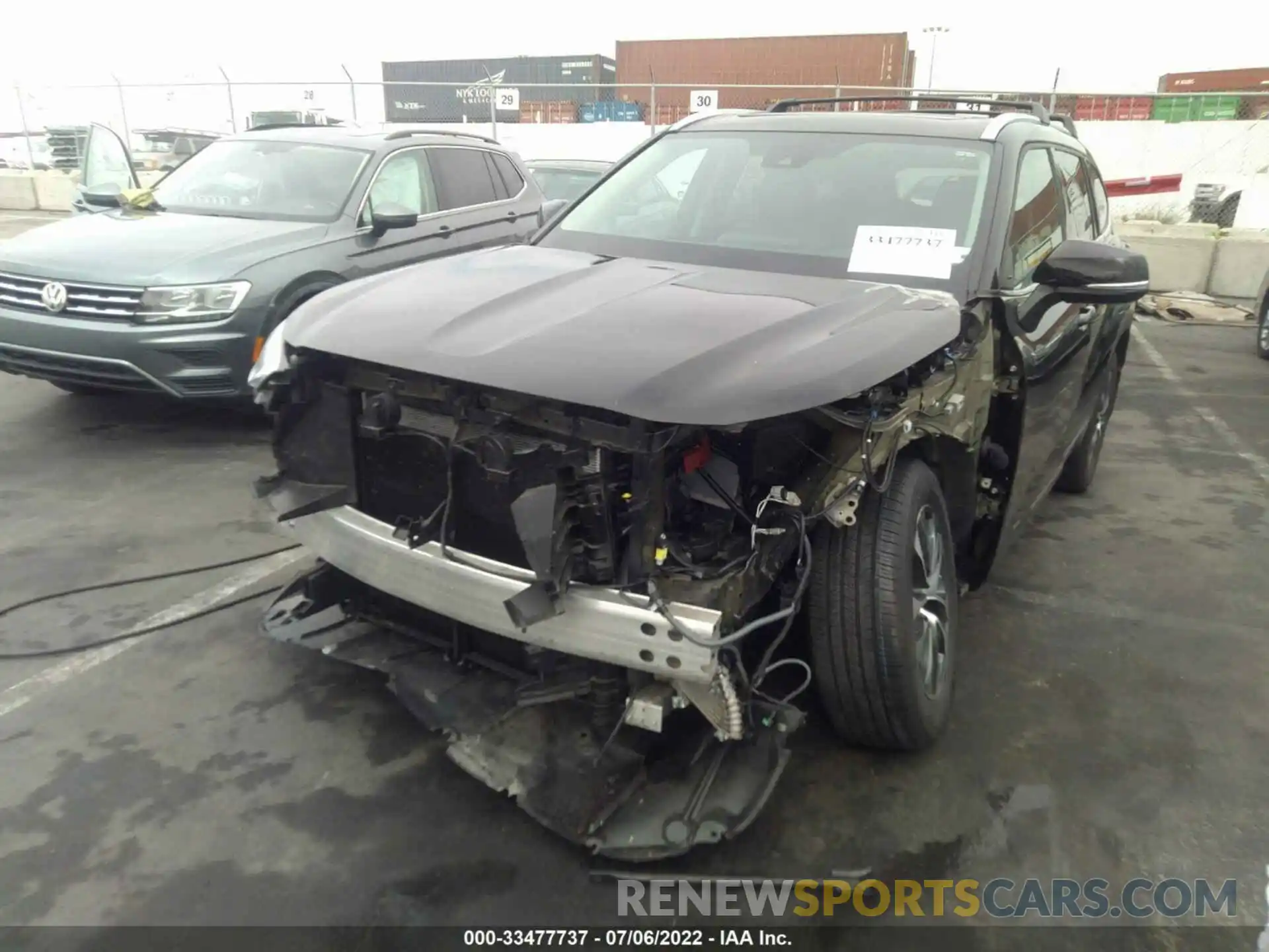 6 Photograph of a damaged car 5TDGZRBH2LS031280 TOYOTA HIGHLANDER 2020