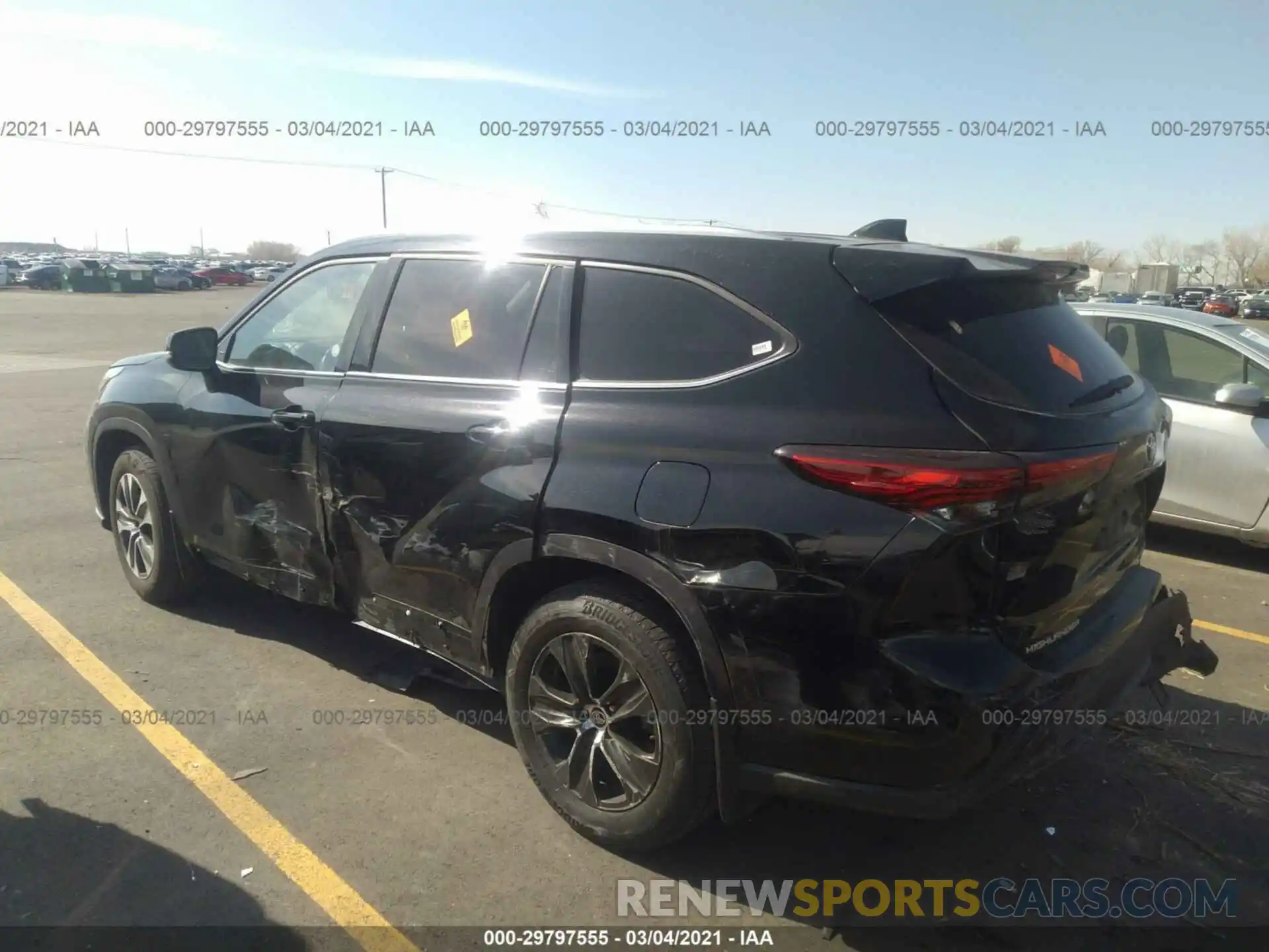 3 Photograph of a damaged car 5TDGZRBH2LS504336 TOYOTA HIGHLANDER 2020