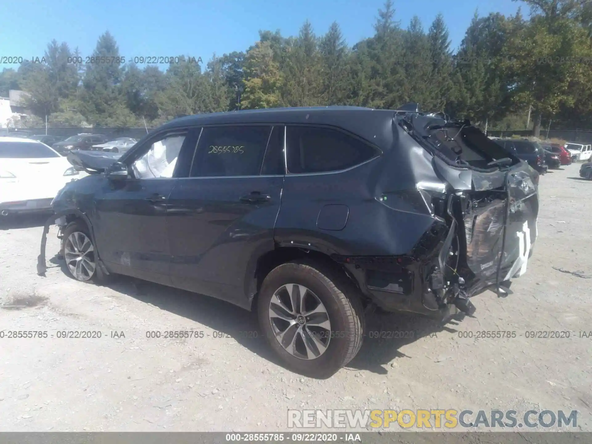 3 Photograph of a damaged car 5TDGZRBH3LS019171 TOYOTA HIGHLANDER 2020