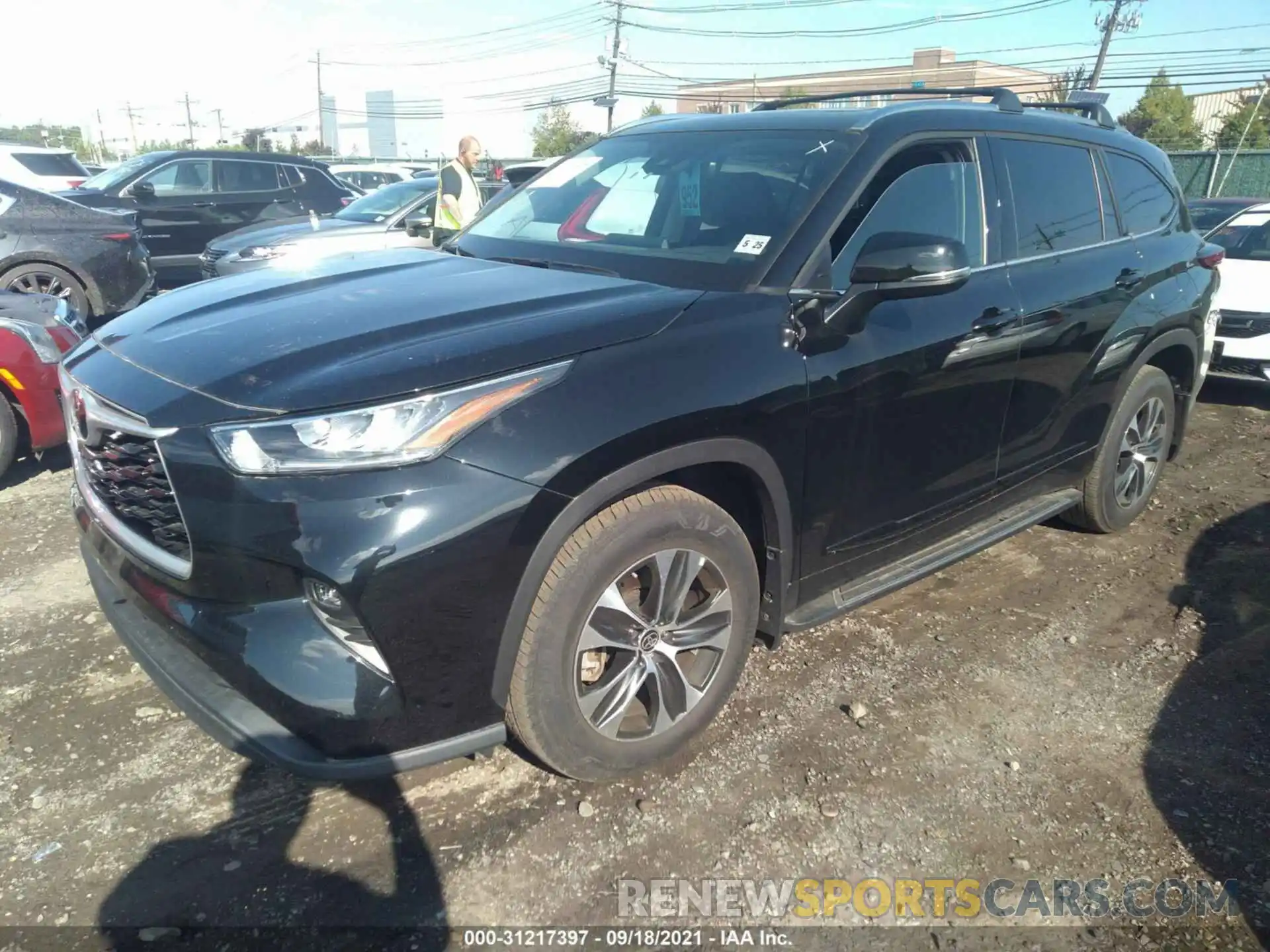 2 Photograph of a damaged car 5TDGZRBH3LS502305 TOYOTA HIGHLANDER 2020