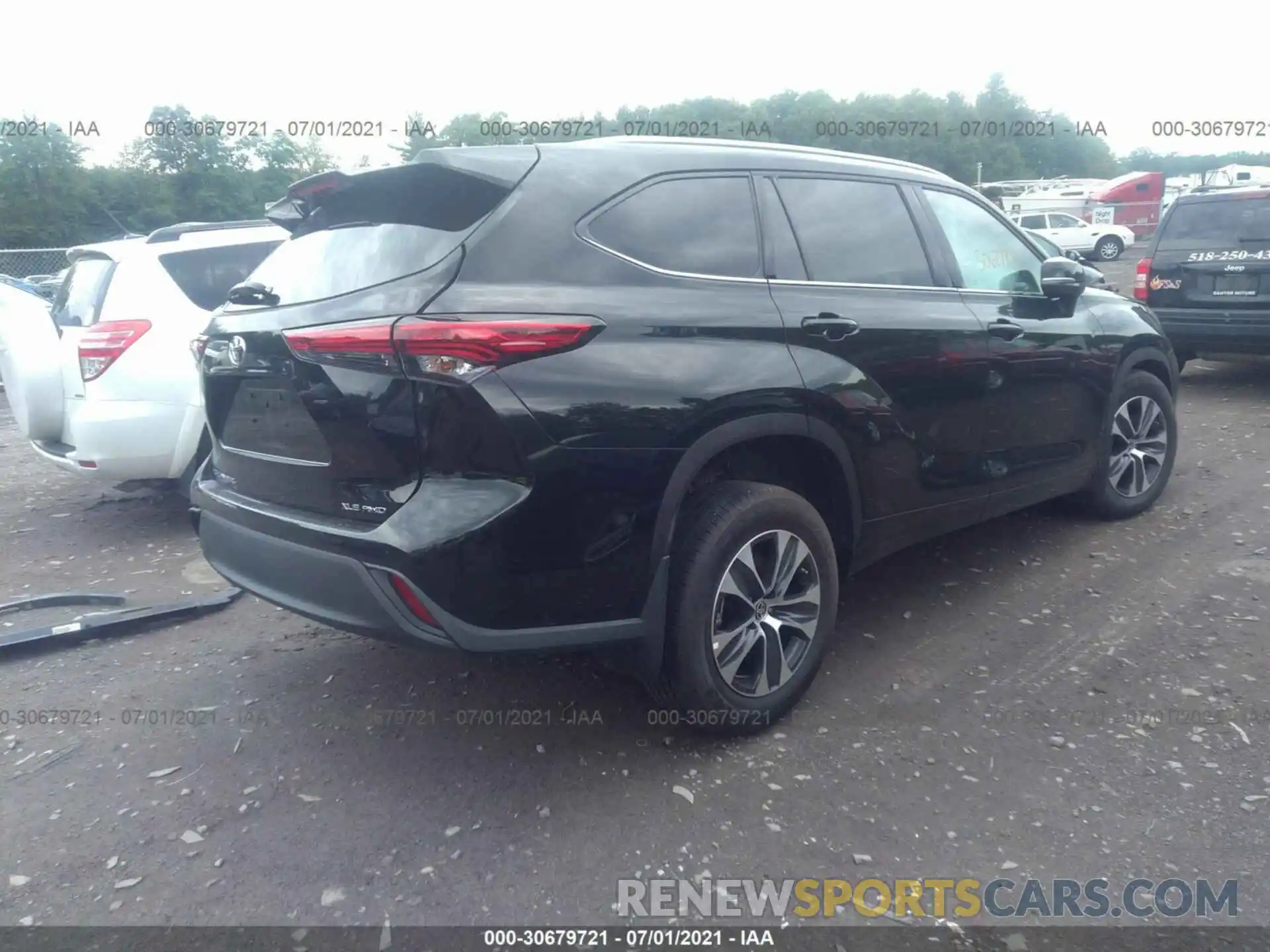 4 Photograph of a damaged car 5TDGZRBH3LS508850 TOYOTA HIGHLANDER 2020