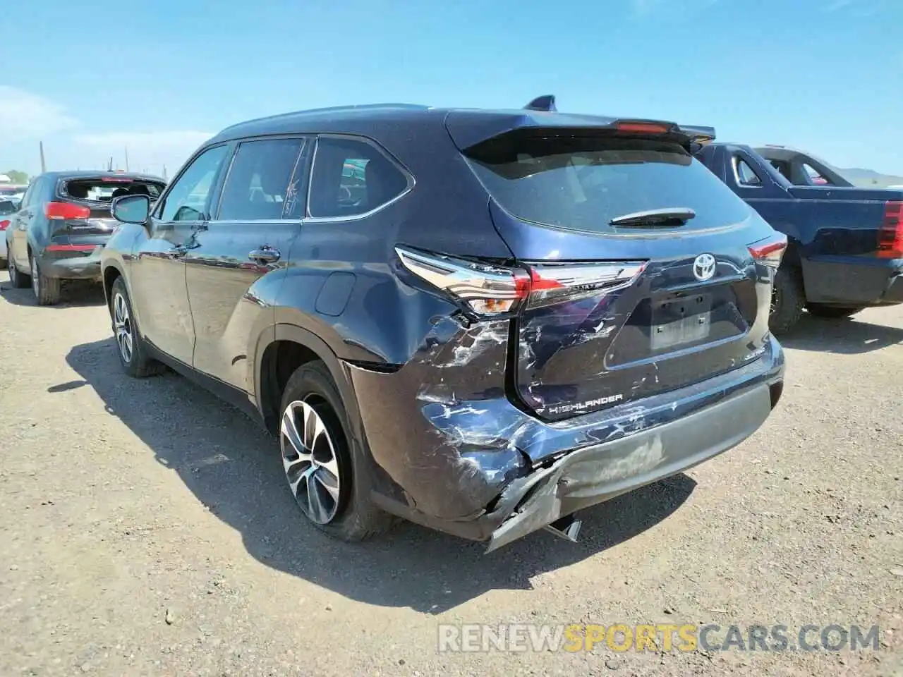 3 Photograph of a damaged car 5TDGZRBH3LS516897 TOYOTA HIGHLANDER 2020