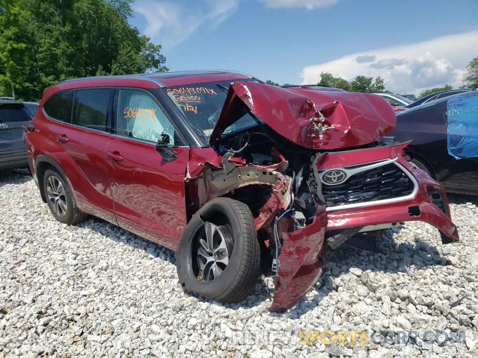 1 Photograph of a damaged car 5TDGZRBH4LS003321 TOYOTA HIGHLANDER 2020