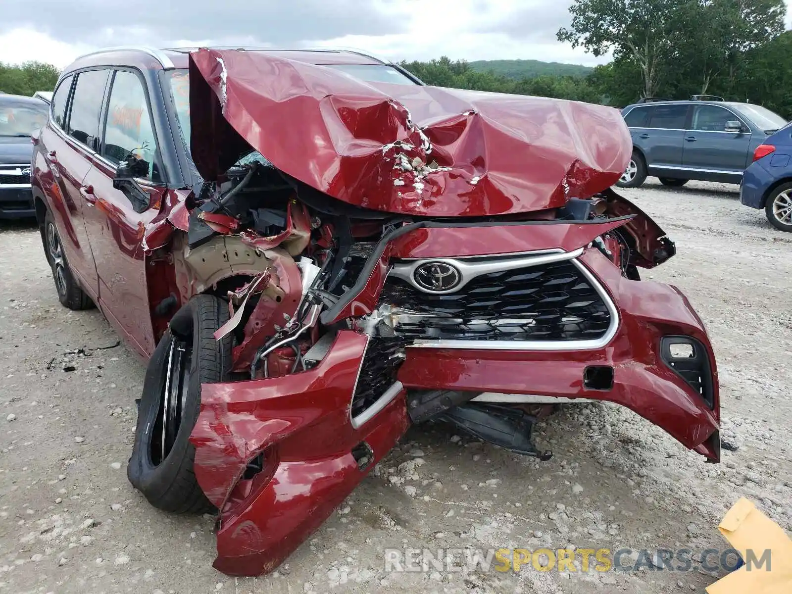 9 Photograph of a damaged car 5TDGZRBH4LS003321 TOYOTA HIGHLANDER 2020