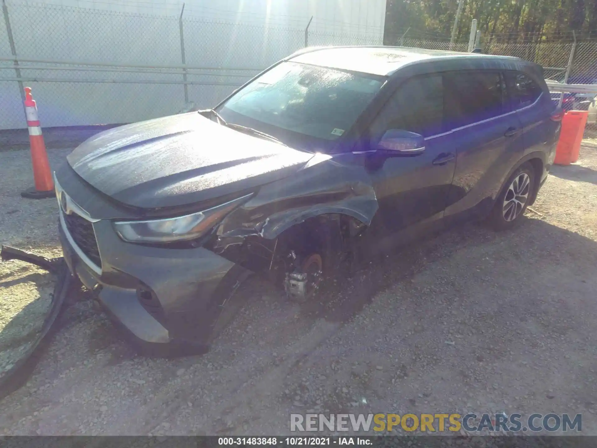 2 Photograph of a damaged car 5TDGZRBH4LS006123 TOYOTA HIGHLANDER 2020