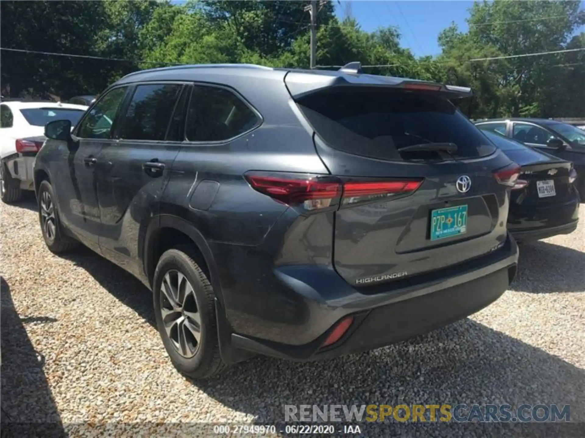 3 Photograph of a damaged car 5TDGZRBH4LS009085 TOYOTA HIGHLANDER 2020