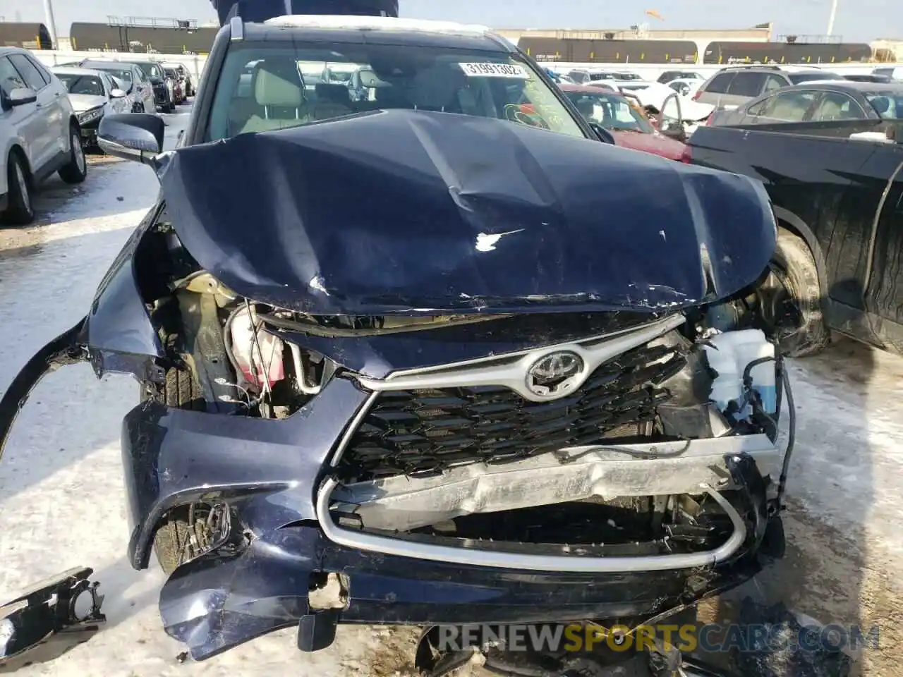 9 Photograph of a damaged car 5TDGZRBH4LS045553 TOYOTA HIGHLANDER 2020