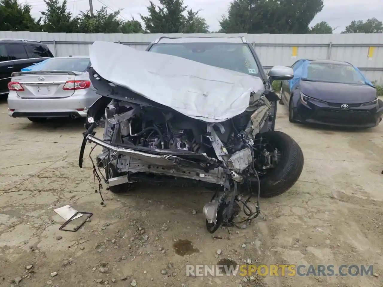 9 Photograph of a damaged car 5TDGZRBH4LS050980 TOYOTA HIGHLANDER 2020