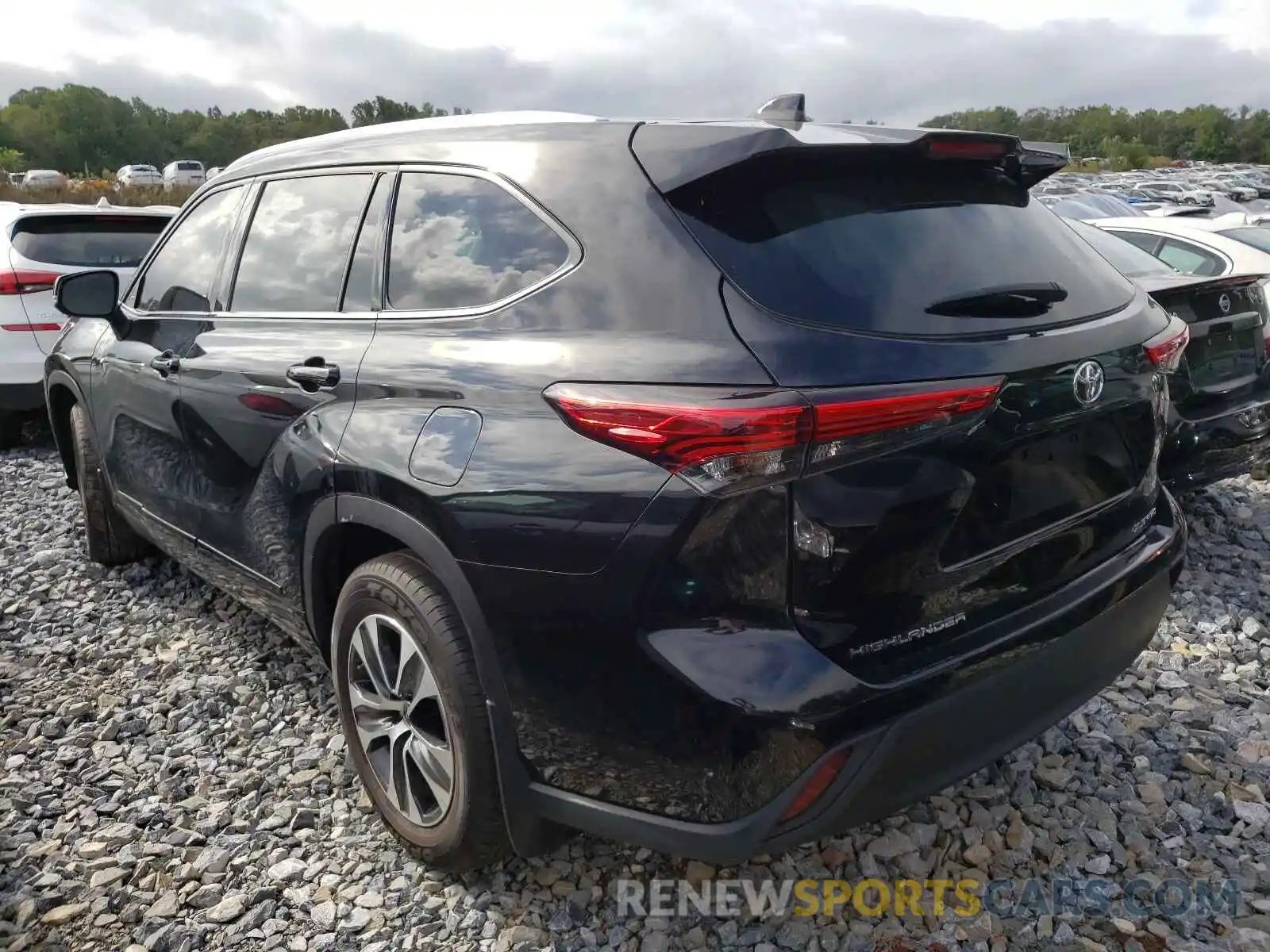 3 Photograph of a damaged car 5TDGZRBH4LS503754 TOYOTA HIGHLANDER 2020