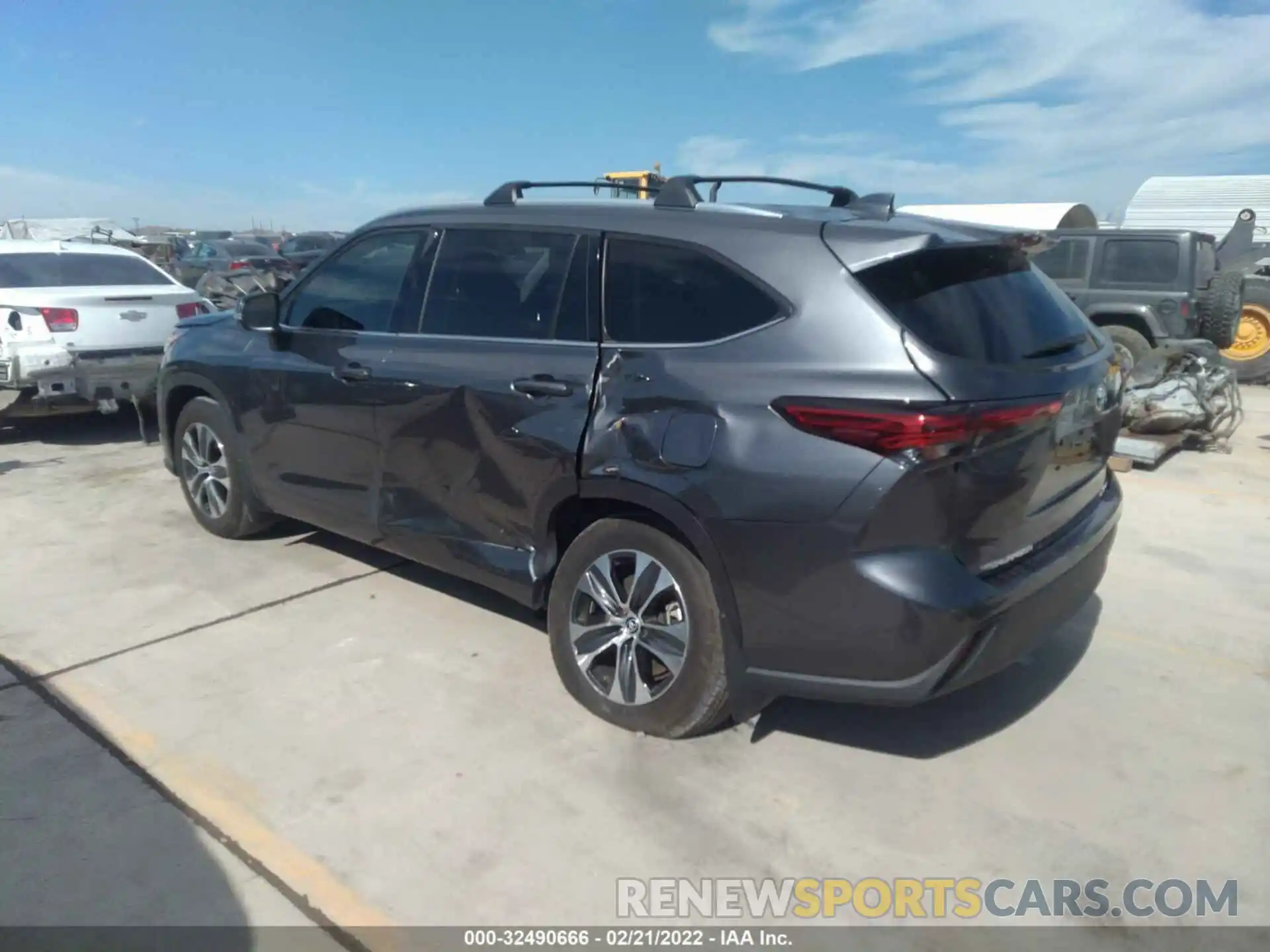 3 Photograph of a damaged car 5TDGZRBH4LS509358 TOYOTA HIGHLANDER 2020