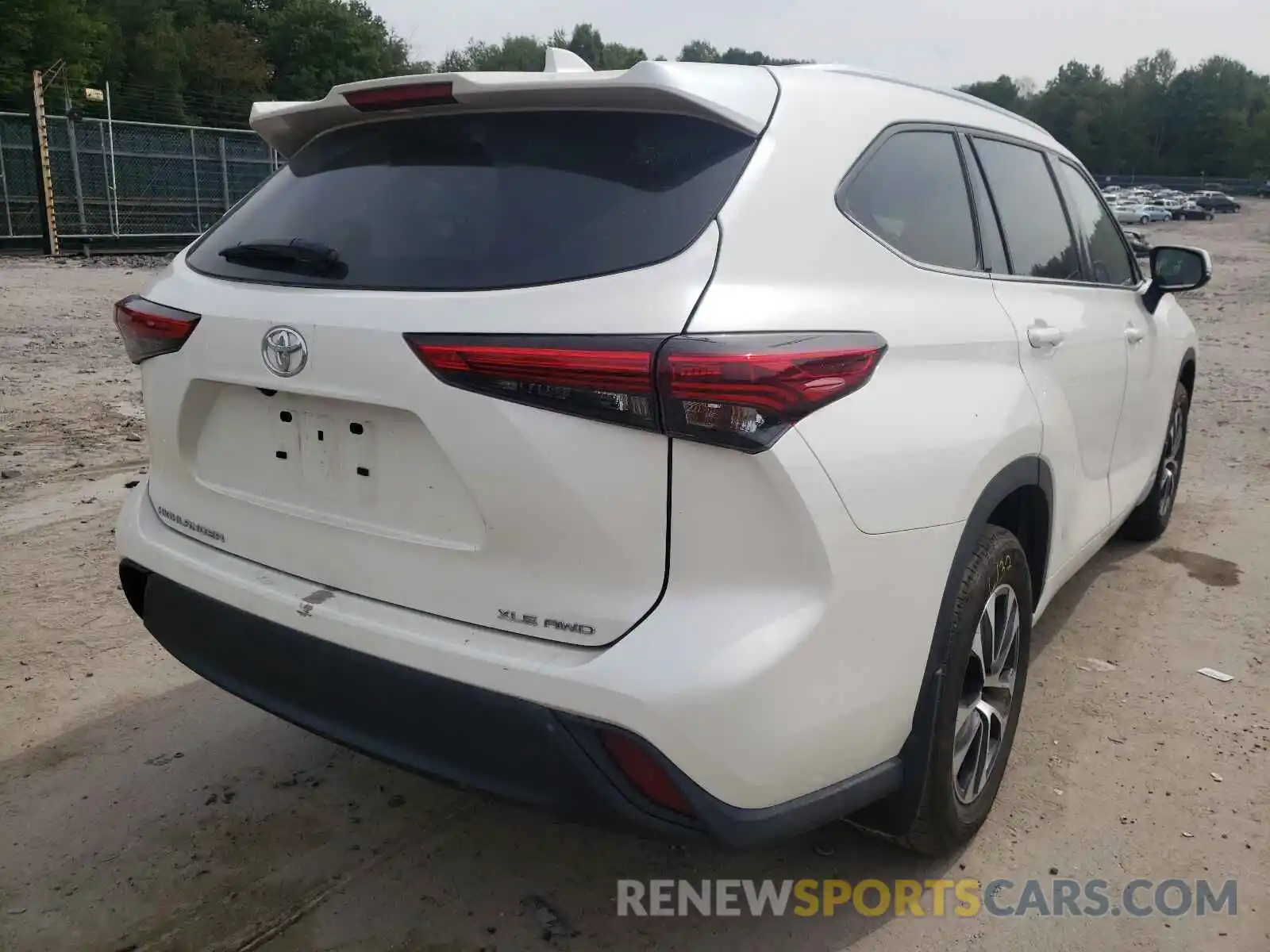 4 Photograph of a damaged car 5TDGZRBH4LS512907 TOYOTA HIGHLANDER 2020