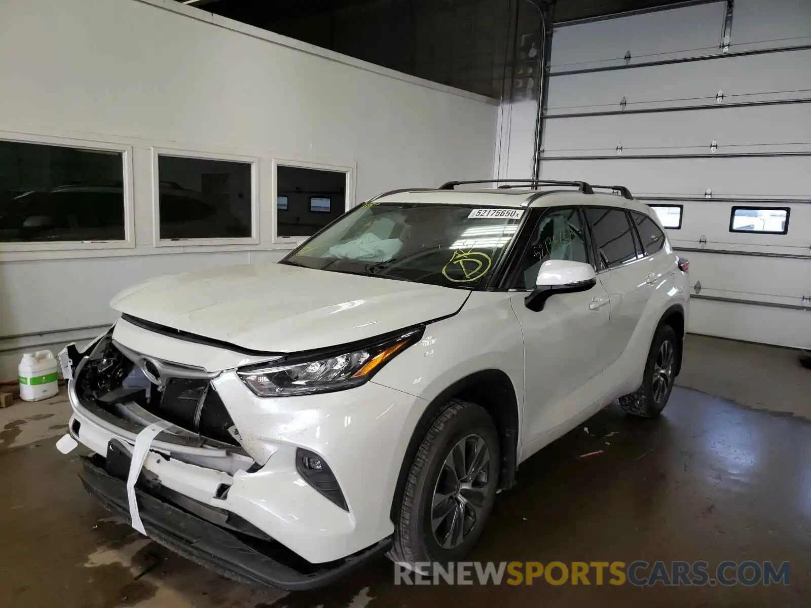 2 Photograph of a damaged car 5TDGZRBH4LS514205 TOYOTA HIGHLANDER 2020