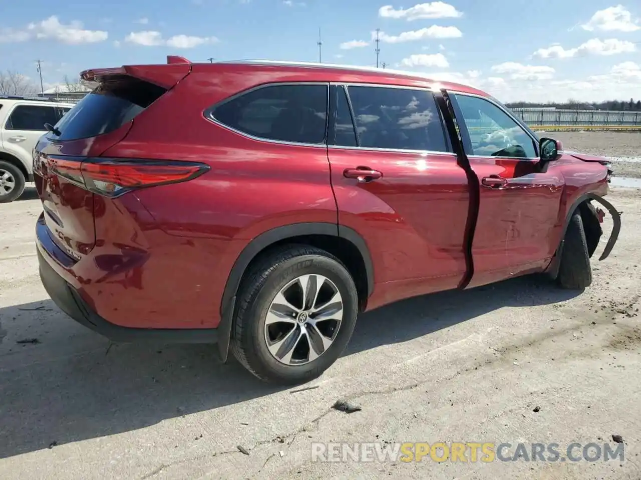 3 Photograph of a damaged car 5TDGZRBH4LS514771 TOYOTA HIGHLANDER 2020