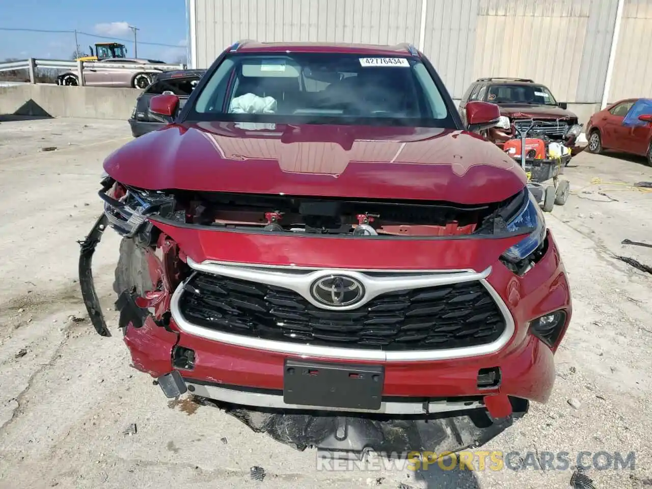 5 Photograph of a damaged car 5TDGZRBH4LS514771 TOYOTA HIGHLANDER 2020