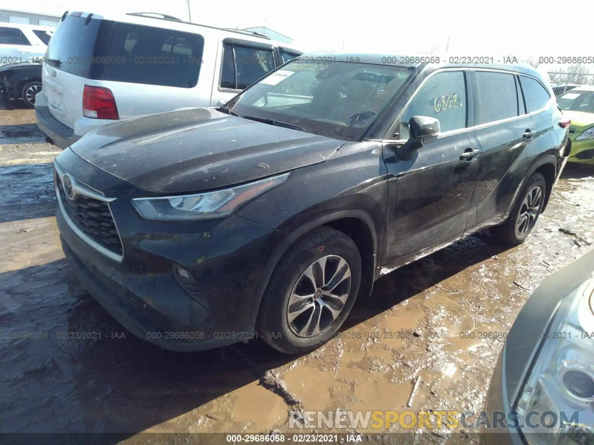 2 Photograph of a damaged car 5TDGZRBH5LS000282 TOYOTA HIGHLANDER 2020